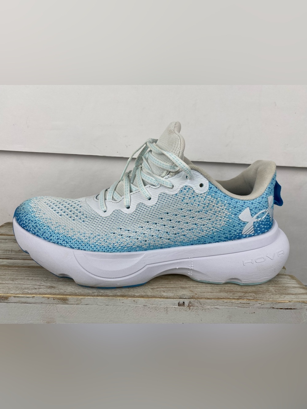 Under Armour Women's Infinite Running Shoes knit upper  UA HOVR cushioning 10 - Picture 2 of 15